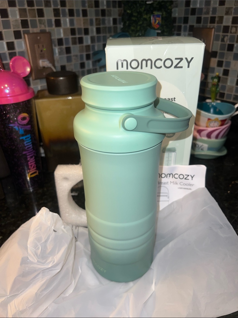 New MOMCOZY Portable Breast Milk Cooler - Sage Green - Picture 7 of 8
